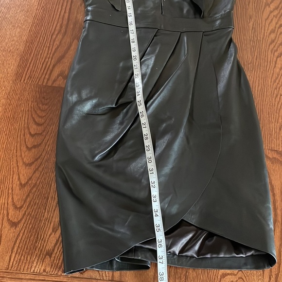 UTERQUE sheep LEATHER flutter mini dress faux wrap deep V neck zip back black S - Picture 15 of 16